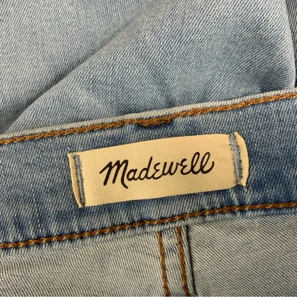Madewell 10” High-Rise Skinny Crop Raw Hem. Style# NI913. Size 31. Light Wash. - Picture 9 of 11
